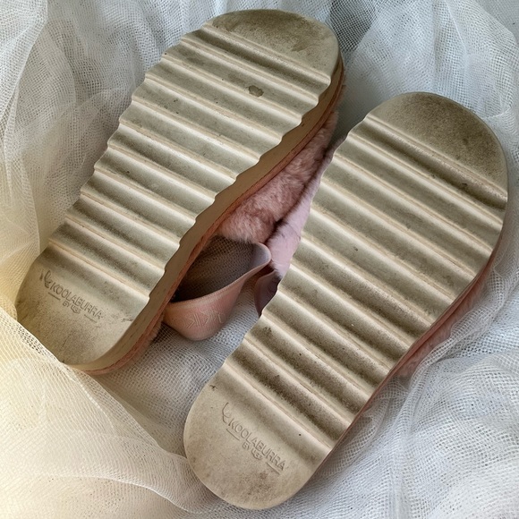 Koolaburra Fuzz’n Light Pink - Picture 2 of 3